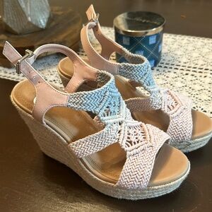Gianni Bini wedges